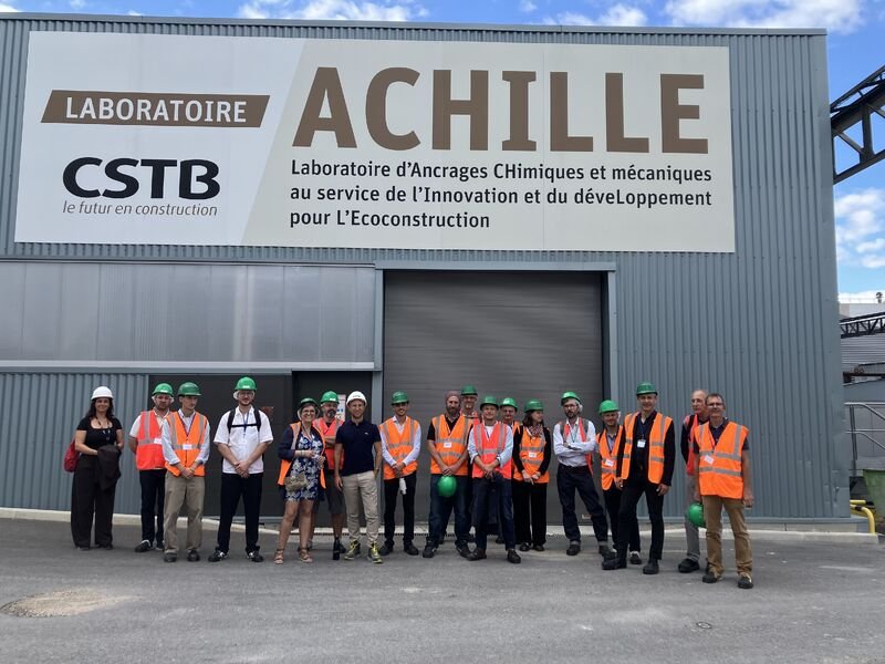 Visite du laboratoire Achille du CSTB lors de l'Assembl&eacute;e g&eacute;n&eacute;rale de Construire en Chanvre
